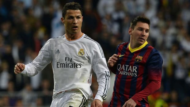 cristiano-ronaldo-lionel-messi-salary-highest-paid.jpg